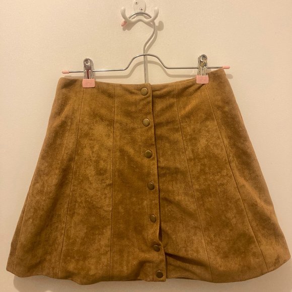 Honey Punch Faux Suede Mini Skirt Button Front Tan Camel Size S - Picture 5 of 5